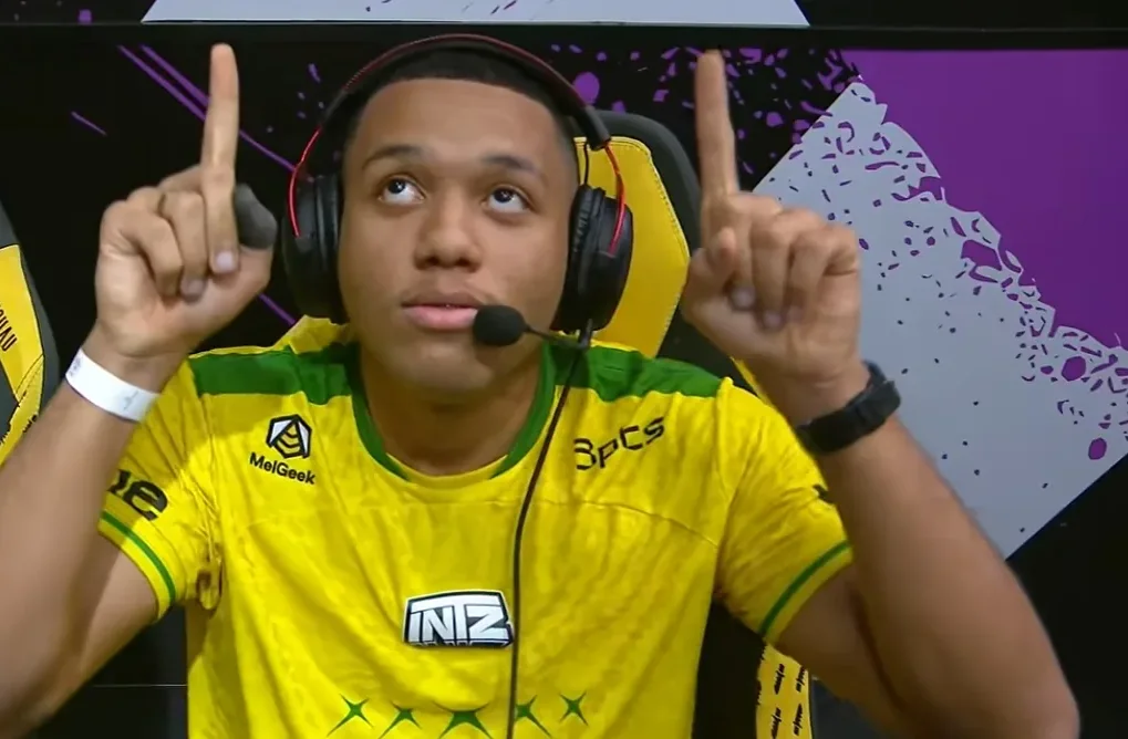 Atleta da INTZ em reel simulado